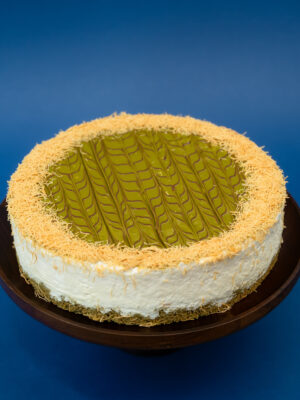 Kunafa Cheesecake With Pestachio